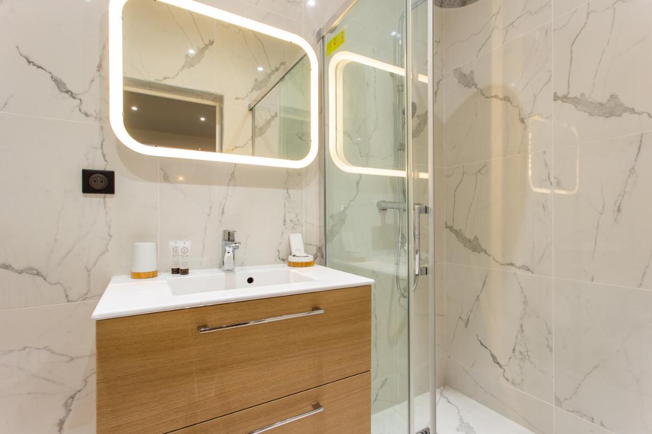 Cmg Montmartre/ Marche Saint-Pierre Apartment Paris Luaran gambar